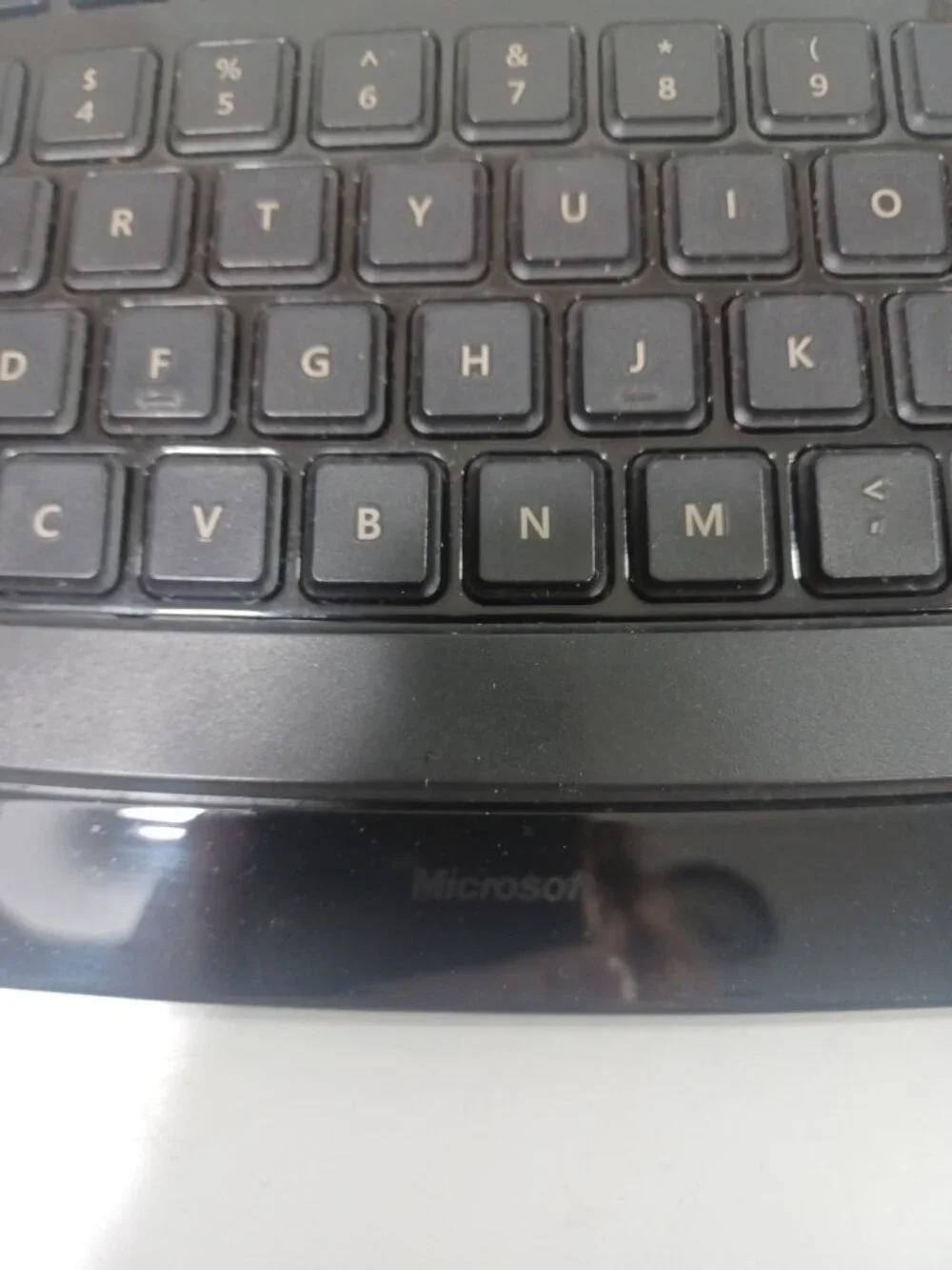 Microsoft Arc Wireless Keyboard 1392 Black w/ USB Dongle - No Batteries - Tested